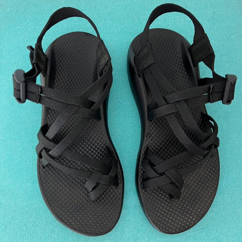 CHACO Black ZX/2 Sandals - great condition! - Picture 2 of 6